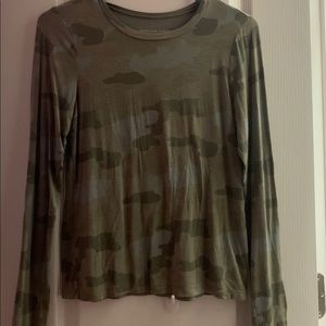 American eagle camo T-shirt